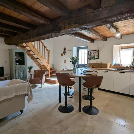 A L'ombre Des Magnolias Lesterps