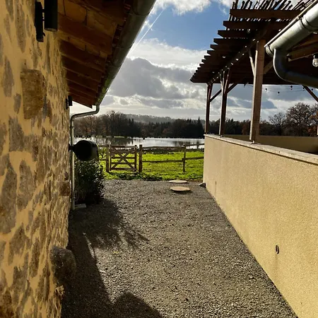 A L'ombre Des Magnolias Σπίτι διακοπών Lesterps