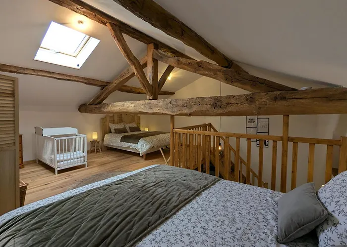 Casa vacanze à L'ombre Des Magnolias Lesterps