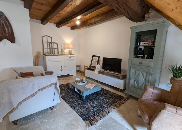 A L'ombre Des Magnolias * Lesterps